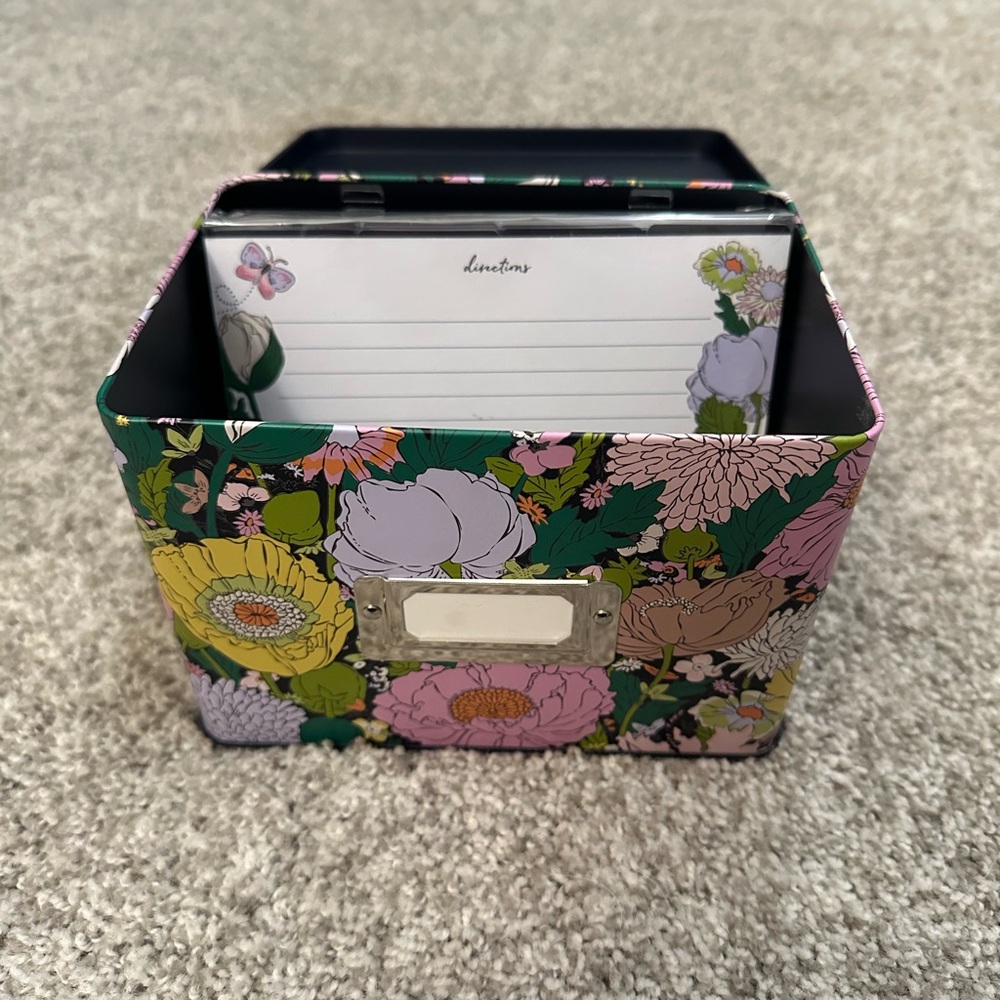 Floral Recipe Box with Cards- Vera Bradley- Brand New